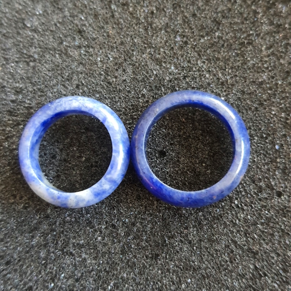 Marbled blue stone ring